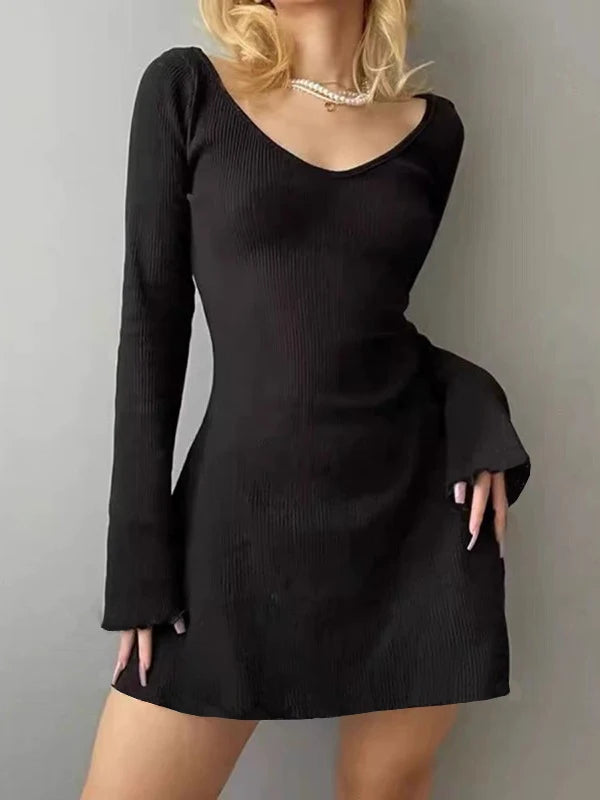 Style Back Strap Waist-fitted Dress